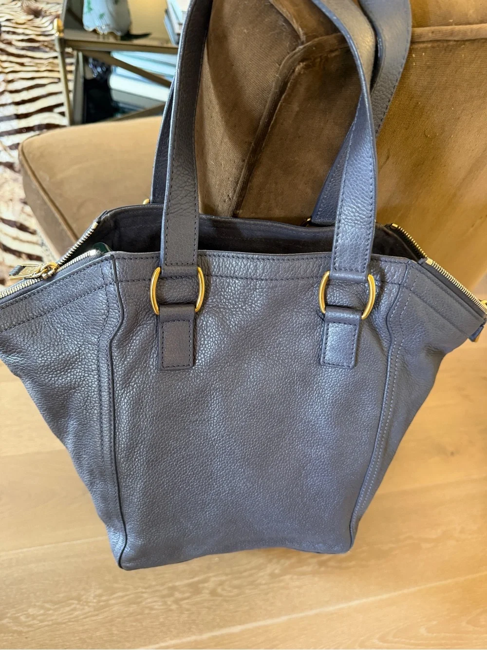 Saint Laurent (YSL) Luxury leather tote/shoulder bag/purse — GREAT condition - Picture 4 of 6
